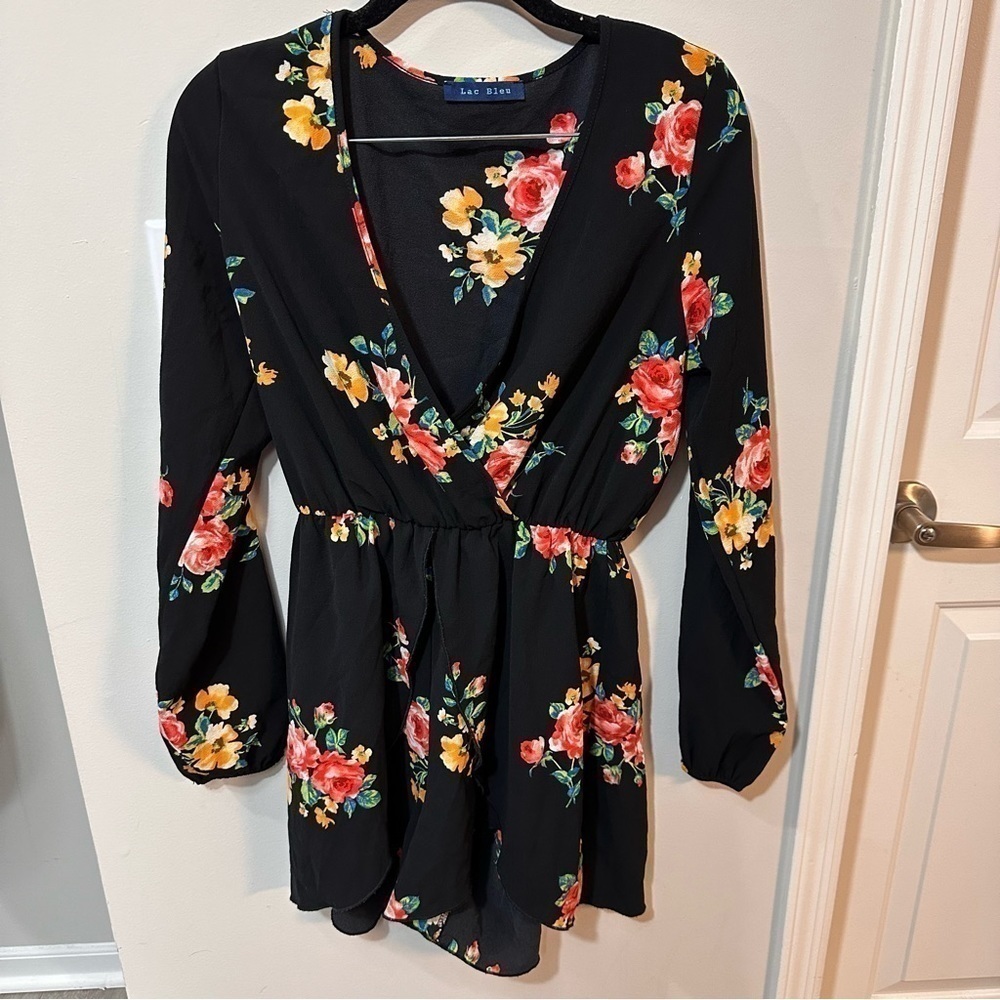 Lac Bleu Black Long Sleeve Floral Print Romper in Size Small